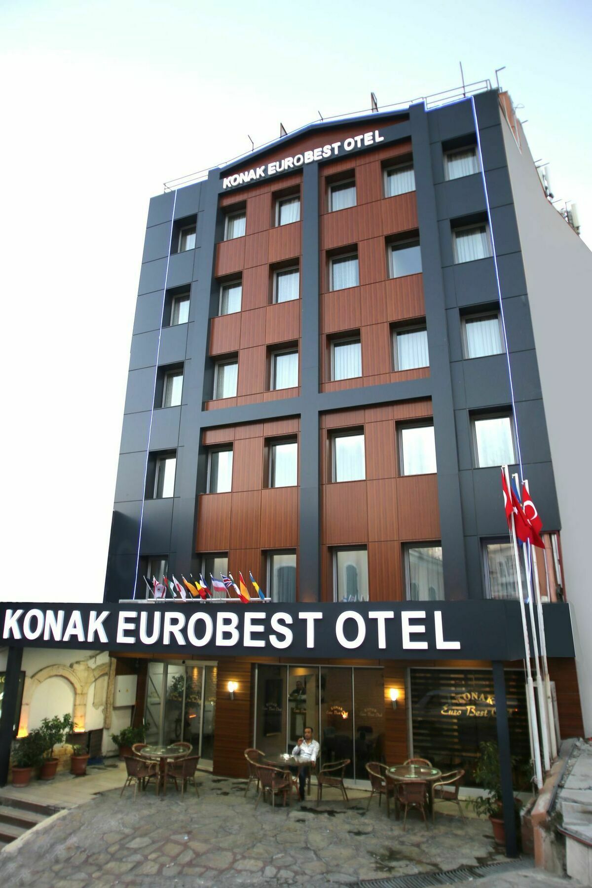 Eurobest Hotel 3*